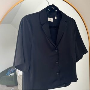 Aritzia / Wilfred brand satin black shirt